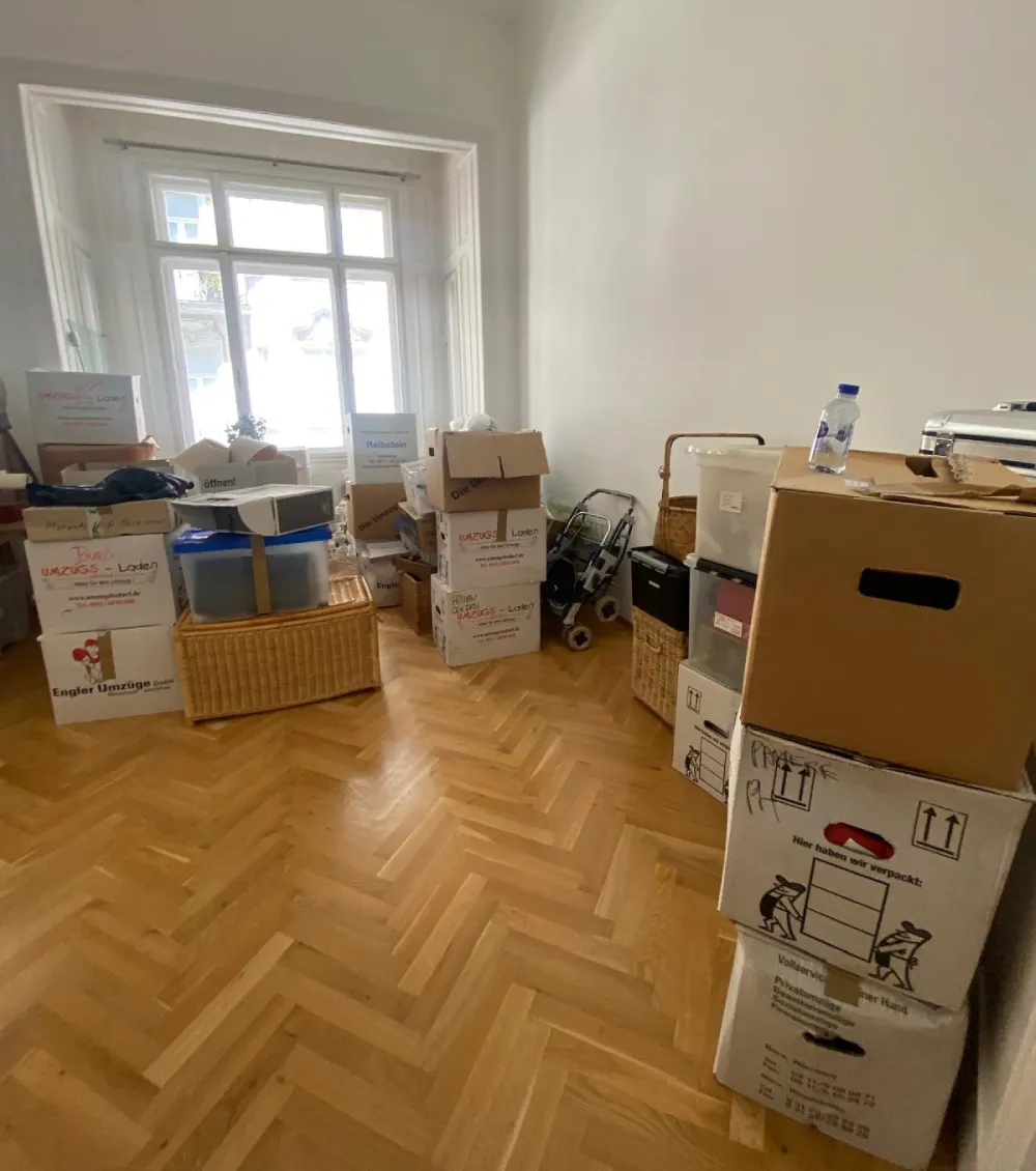 Entrümpelungsservice Wien – Team bei der Arbeit