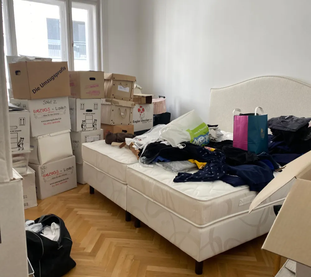 Entrümpelung Penzing 1140 Wien – Wohnhaus mit Kartons